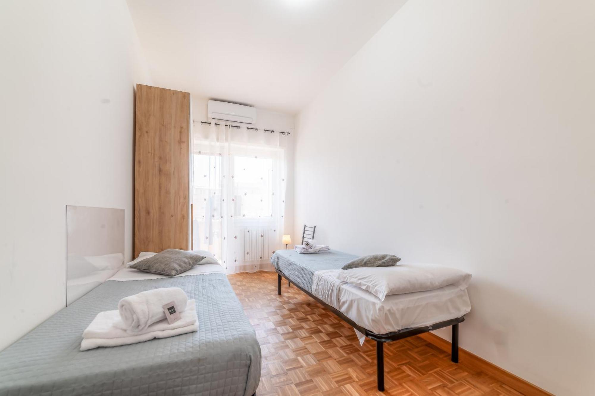 Giorgia Flat - Tiburtina Train Station - Wi-Fi Apartment Rome Luaran gambar